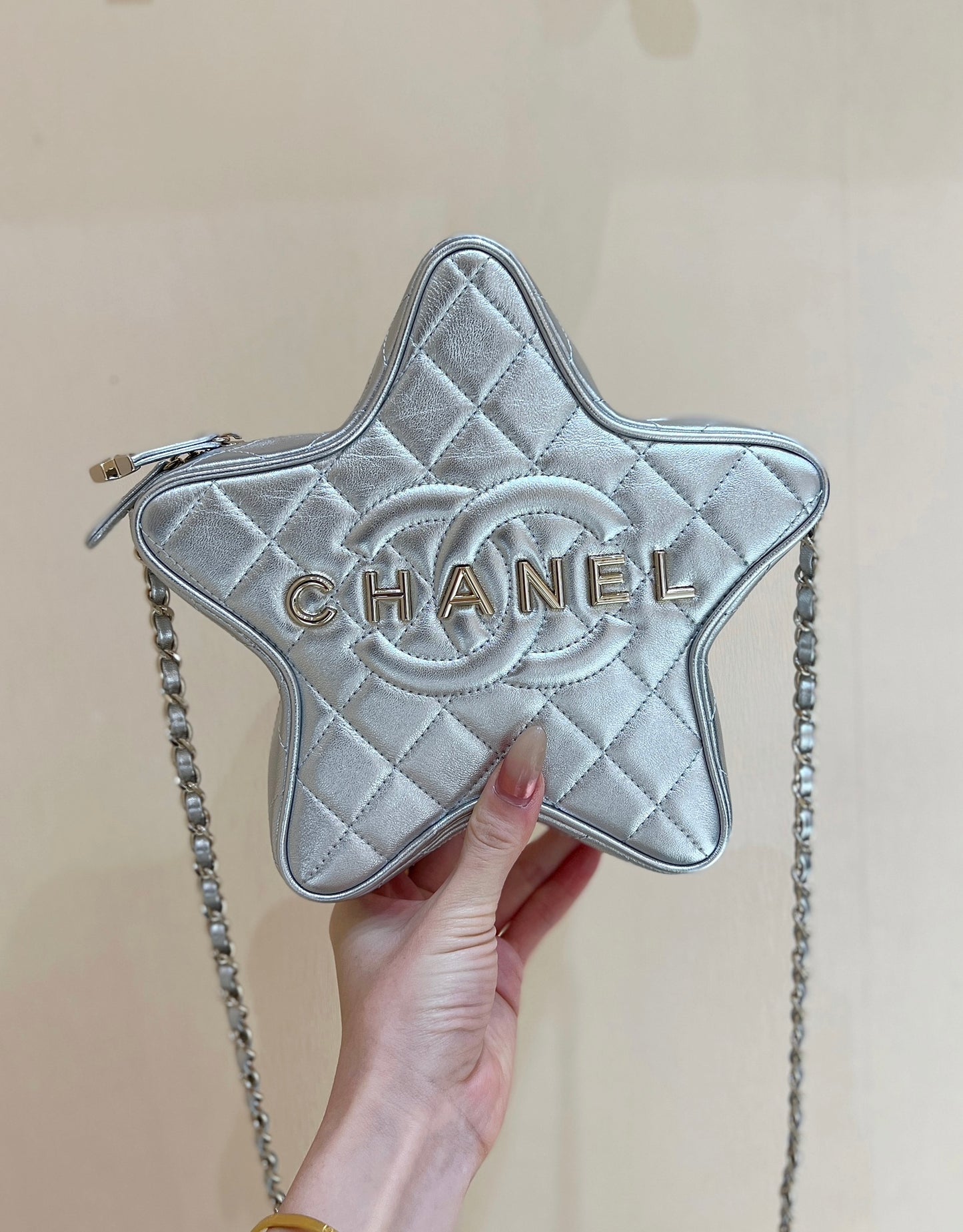 小香家-Chanel 24c 早春度假系列限量版 星星包 銀色