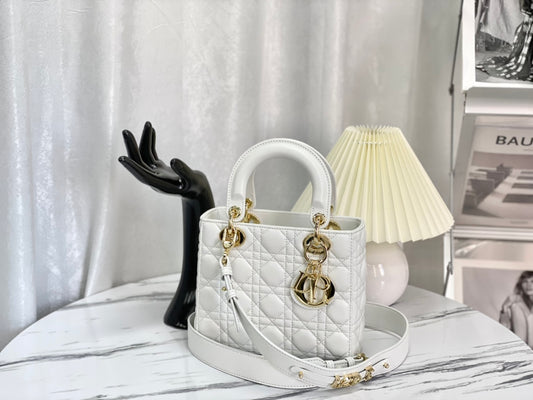 迪D家-Lady dior myABC 羊皮白色金扣 小號