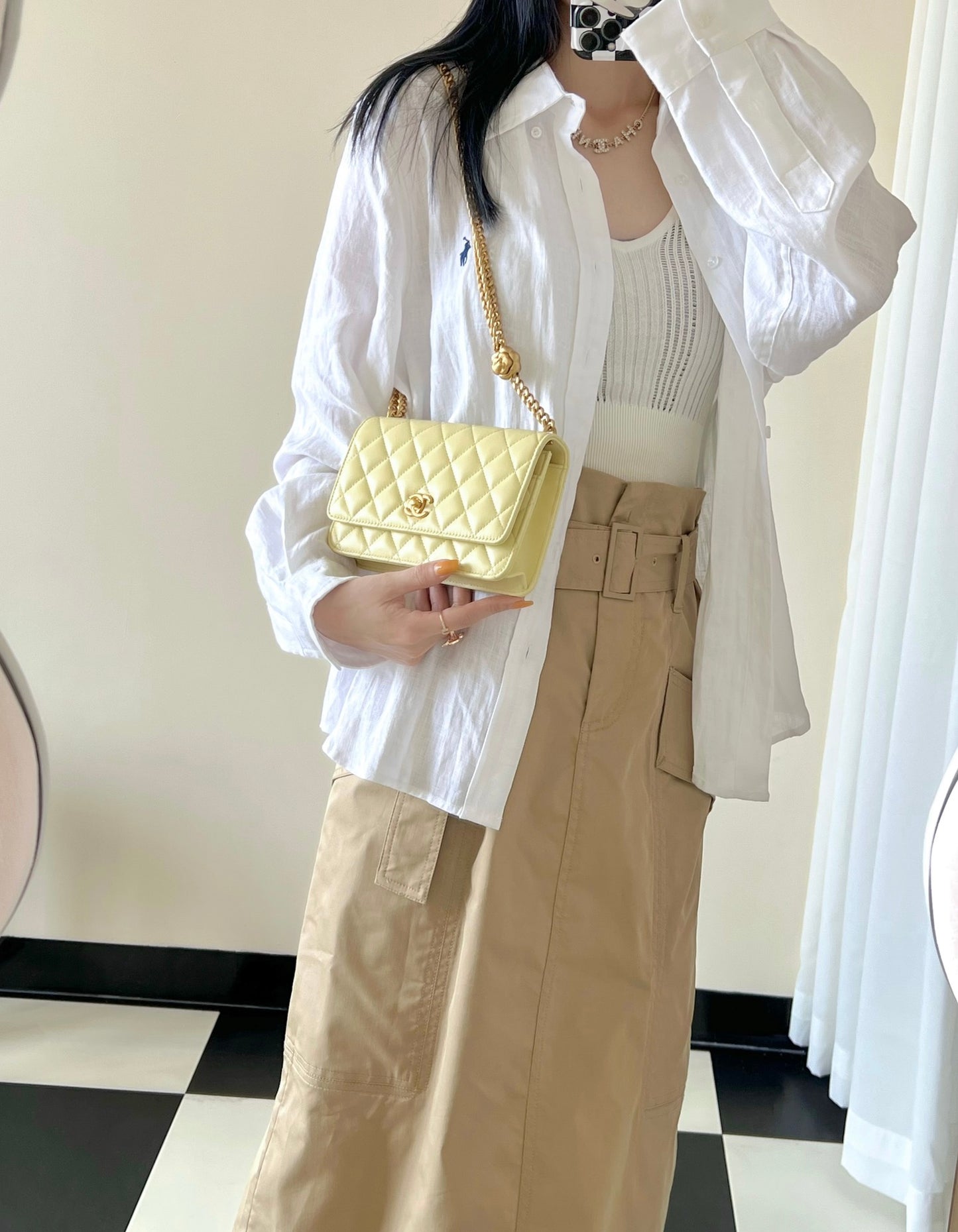 小香家-2023春夏新款 山茶花鏈條單肩包 WOC 小雞黃