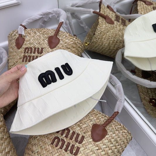 穆M家-新款百搭字母刺繡漁夫帽
