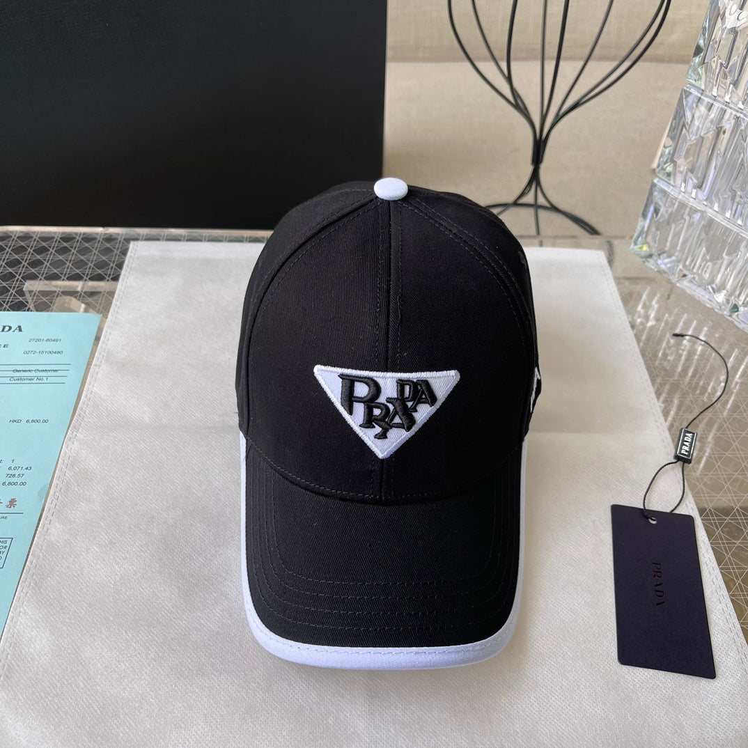 普P家-經典金屬三角Logo棒球帽 黑色