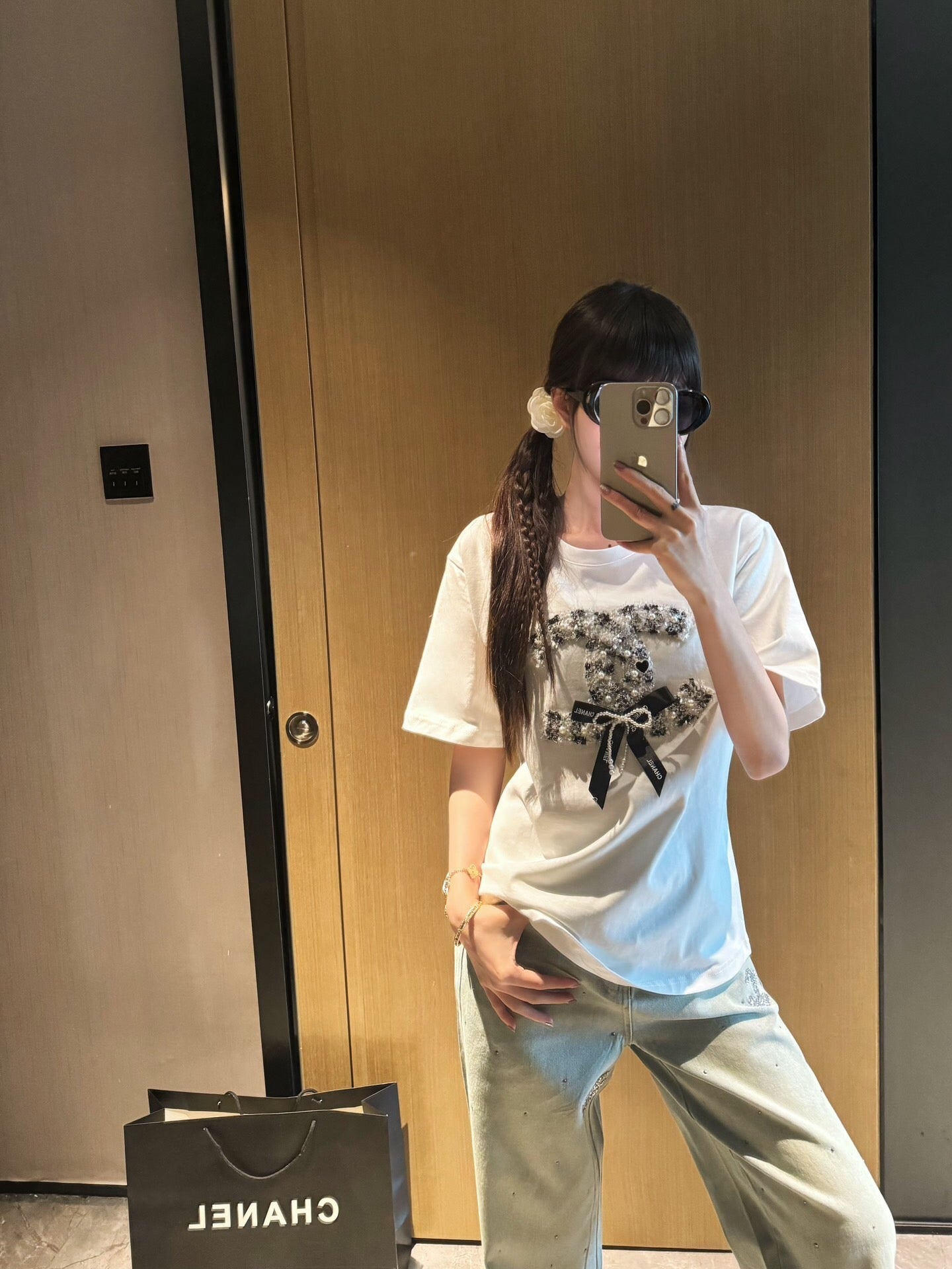 小香家-2403 重工立體裝飾短袖Tee 白色
