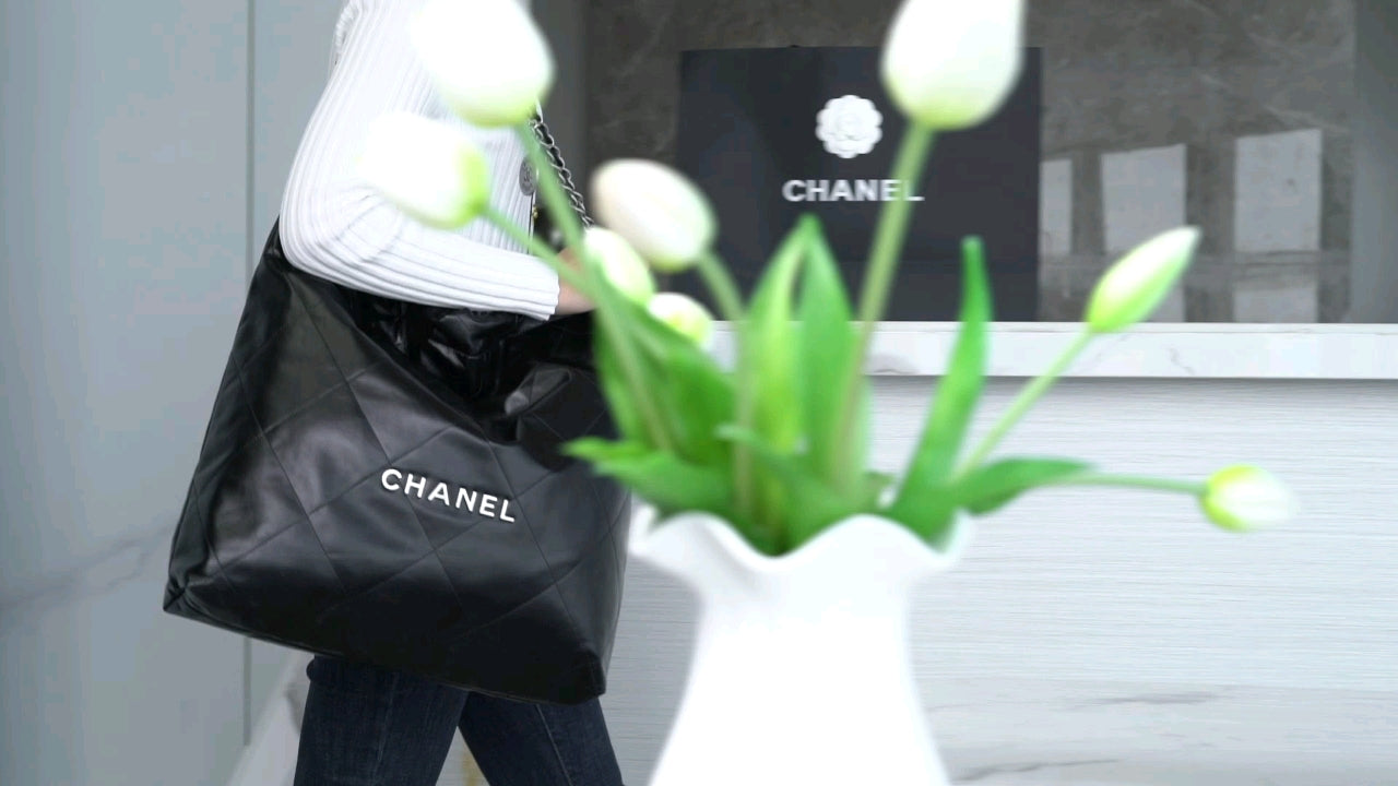 小香家-Chanel 22號手袋 黑銀色大號
