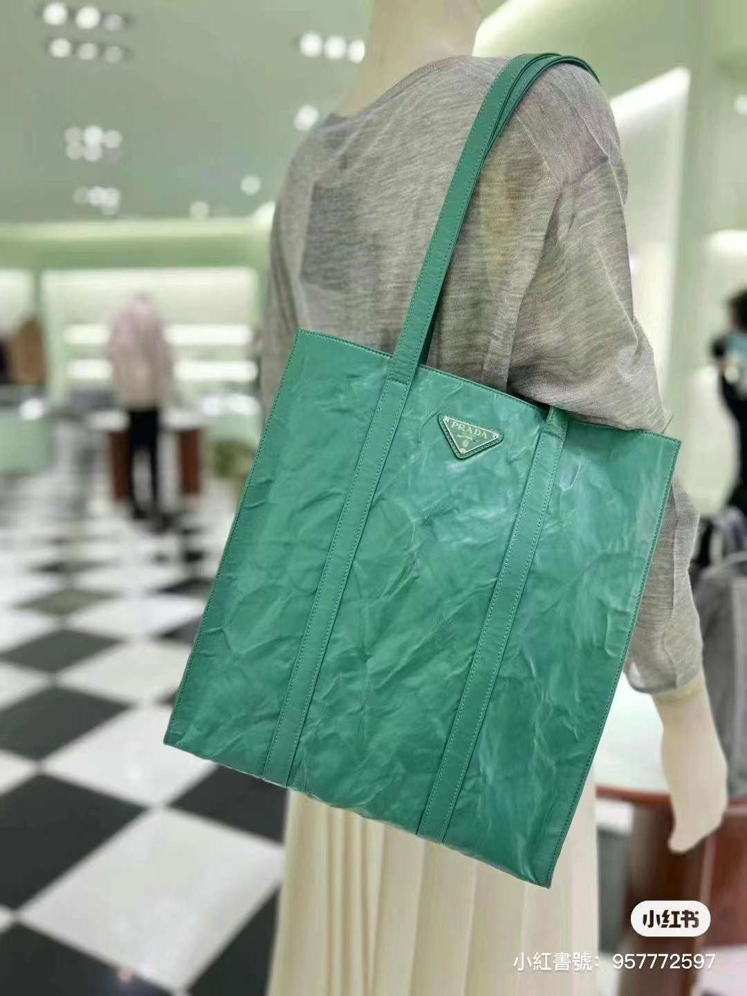 普P家-光澤軟羊革托特包 綠色 大號