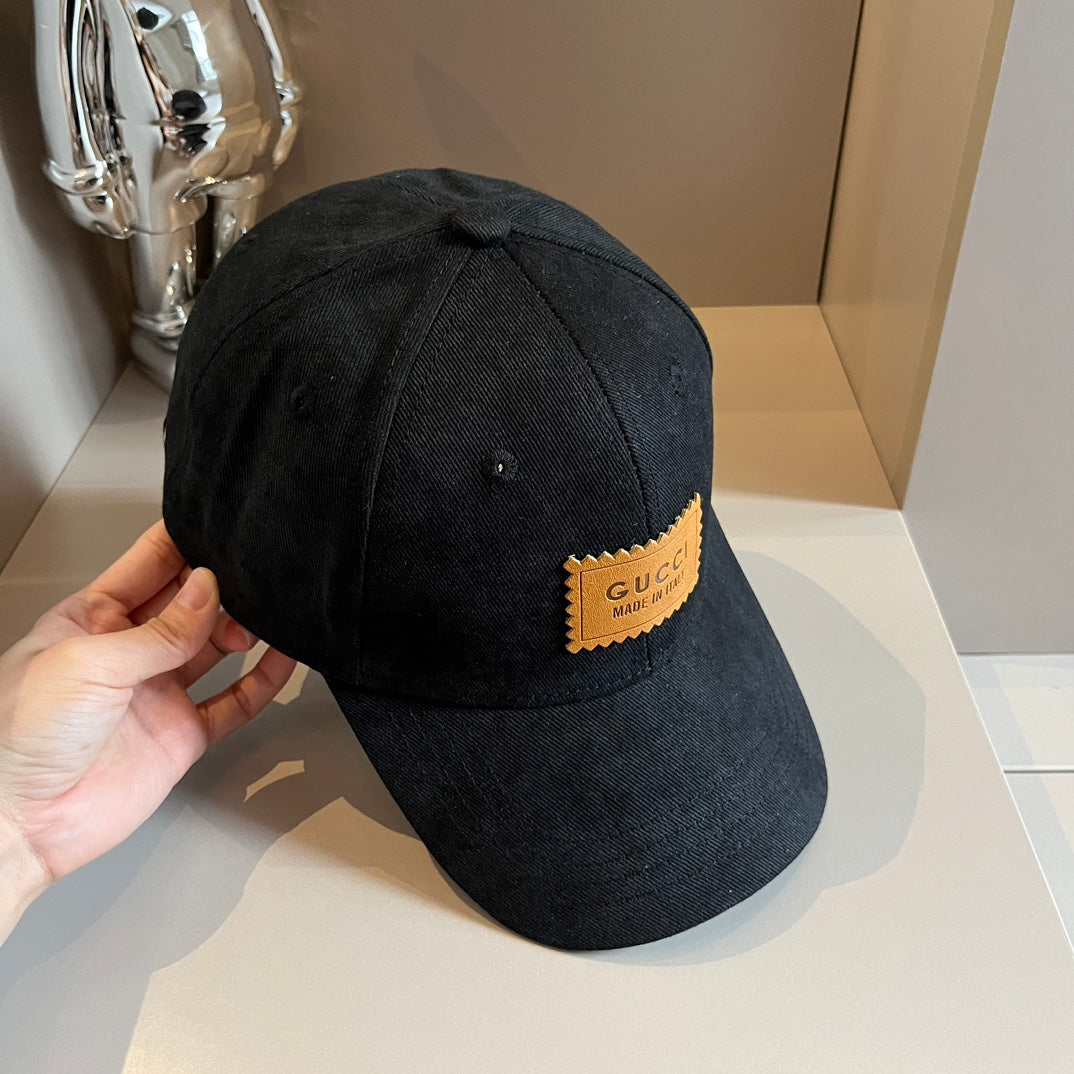 古G家-新款 皮製Logo鴨舌帽 黑色