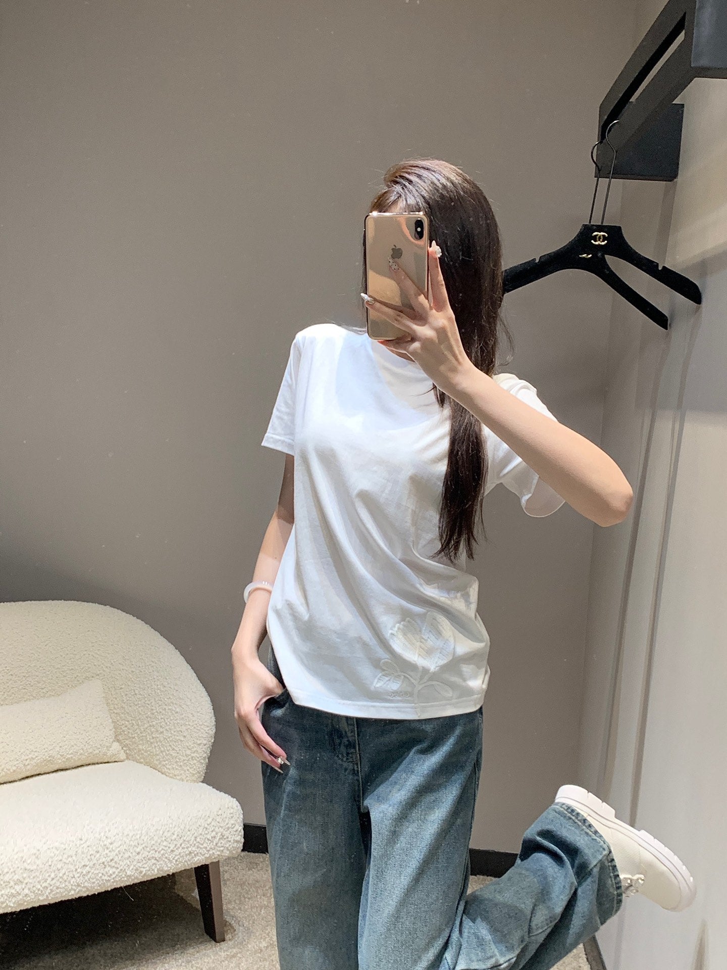 克羅C-2403 24SS春夏新款花朵刺繡短袖TEE 白色