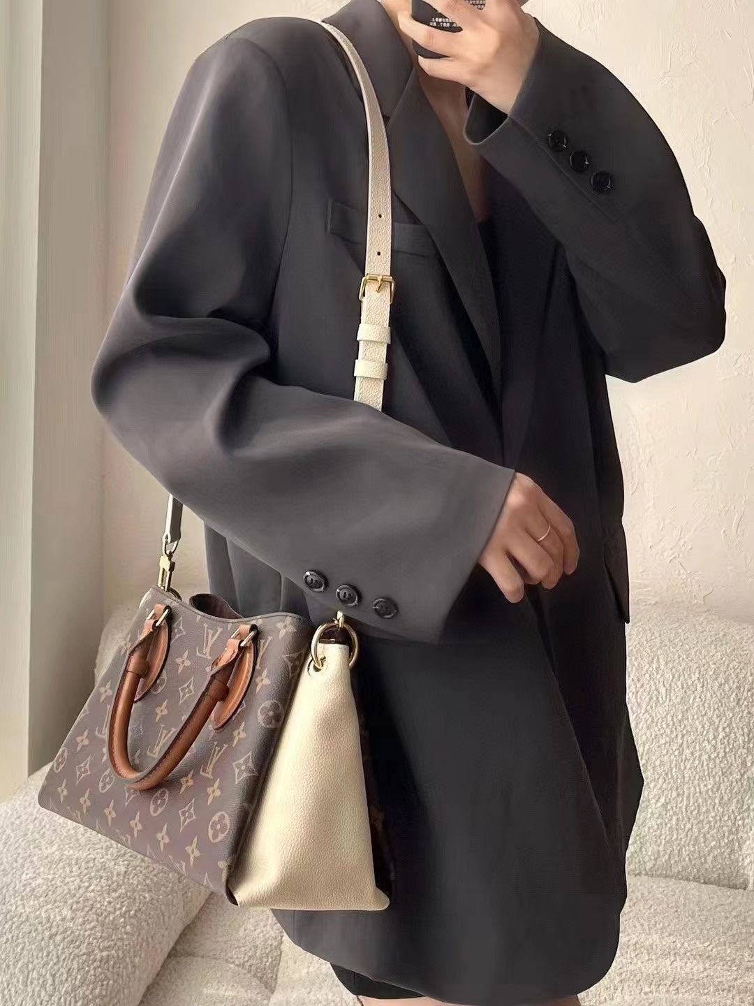 M46495 路L家-Vendôme BB手袋 白色