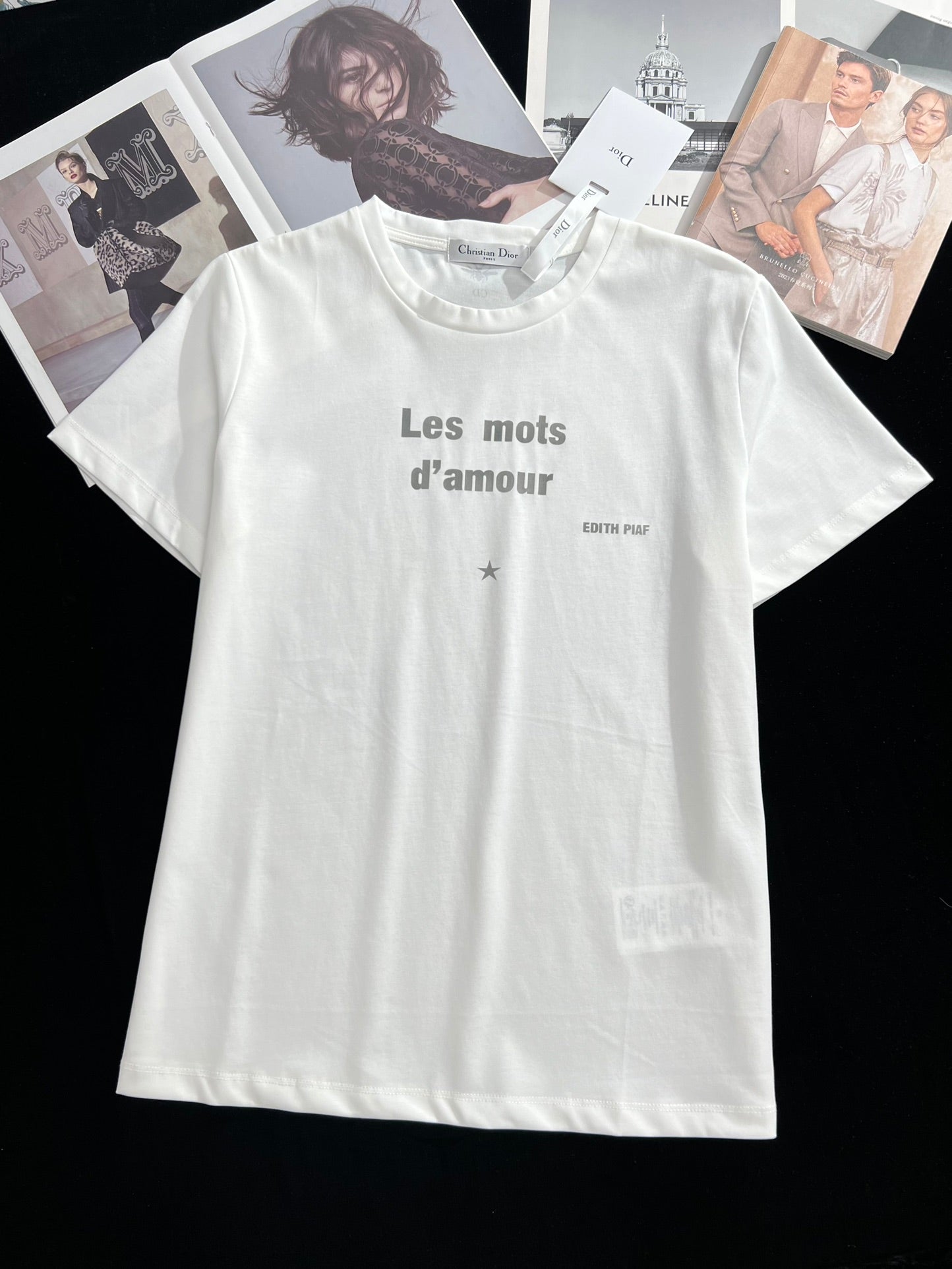 迪D家-2403 24早春度假新品字母元素圖案定位印花TEE