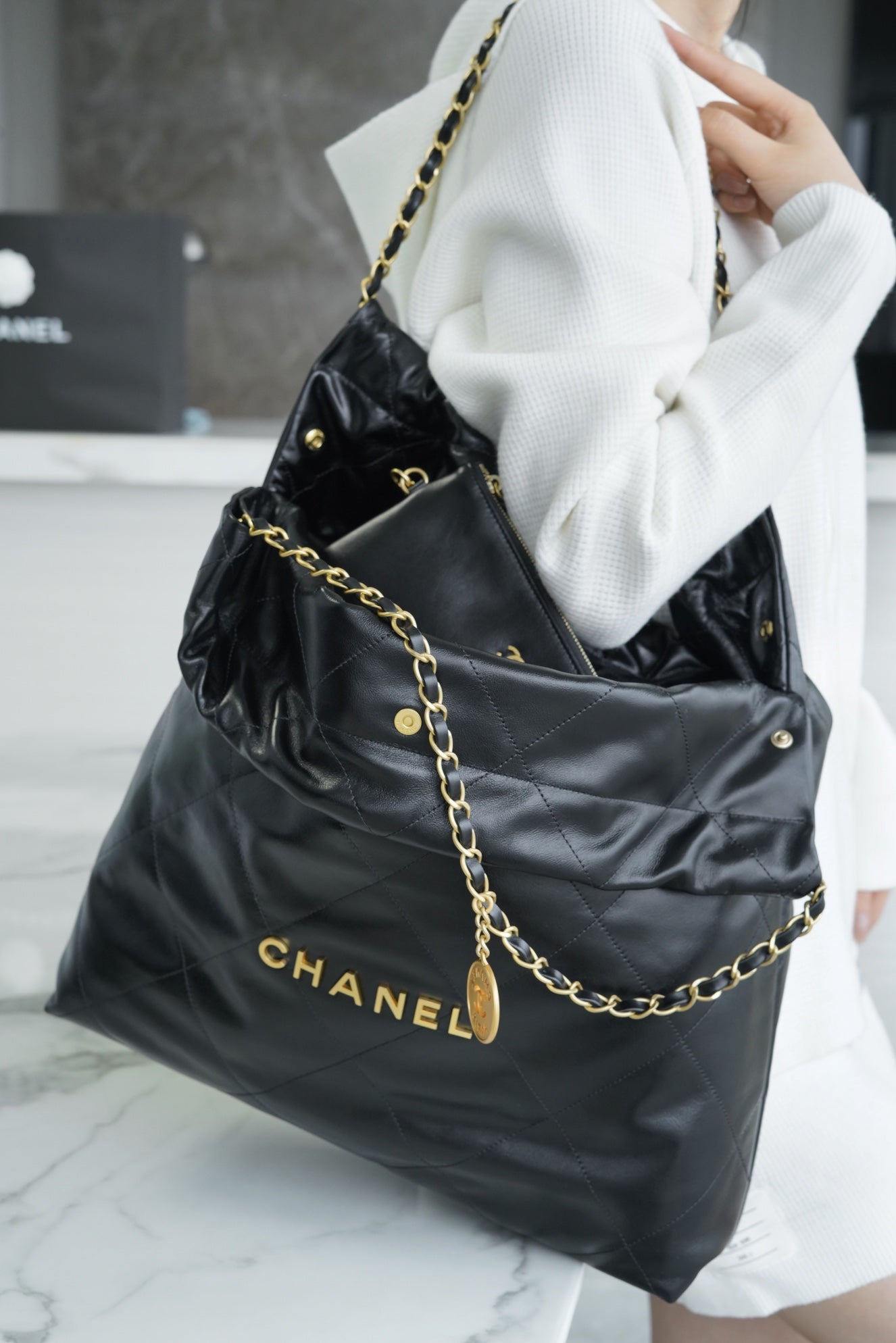 小香家-Chanel 22號手袋 黑金色大號