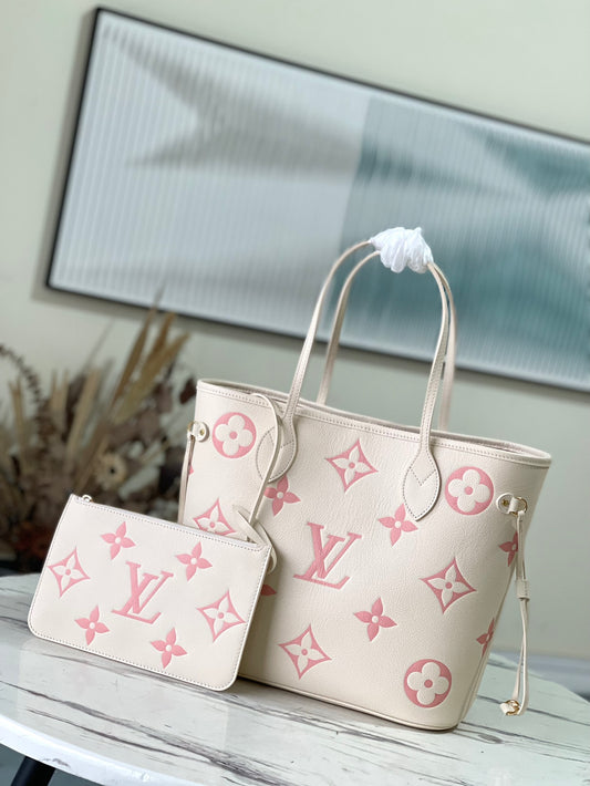 M45686 路L家-Neverfull 中號 奶油白
