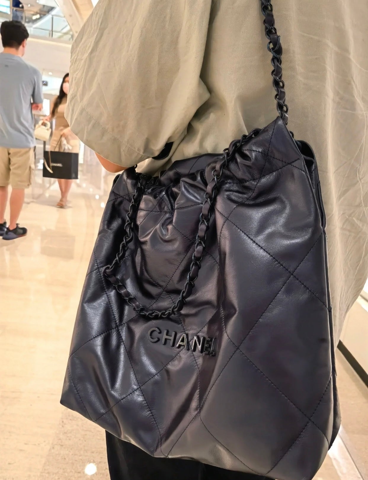 小香家-Chanel 22號手袋 金屬藍中號