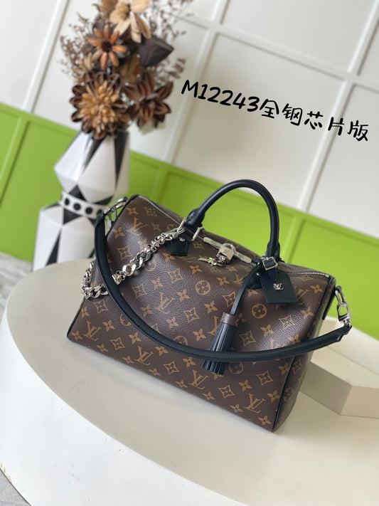路L家-M12243 𝐒𝐏𝐄𝐄𝐃𝐘 𝐒𝐎𝐅𝐓 𝟑𝟎 𝐃𝐀𝐑𝐊 動態晶片黑手袋 棕色