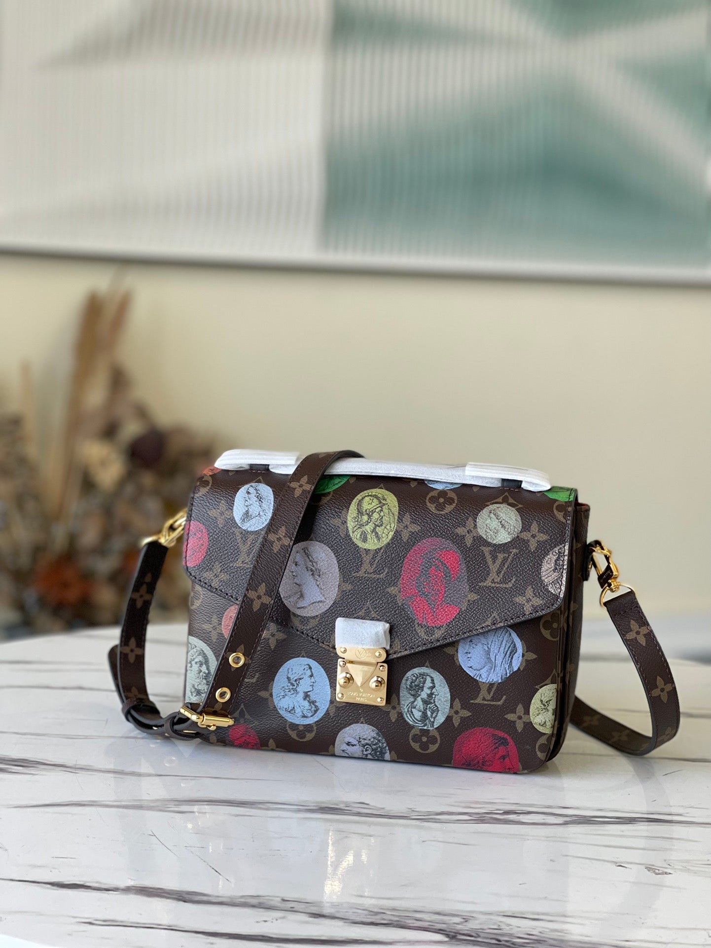 M59257 路L家-Pochette Métis 手袋