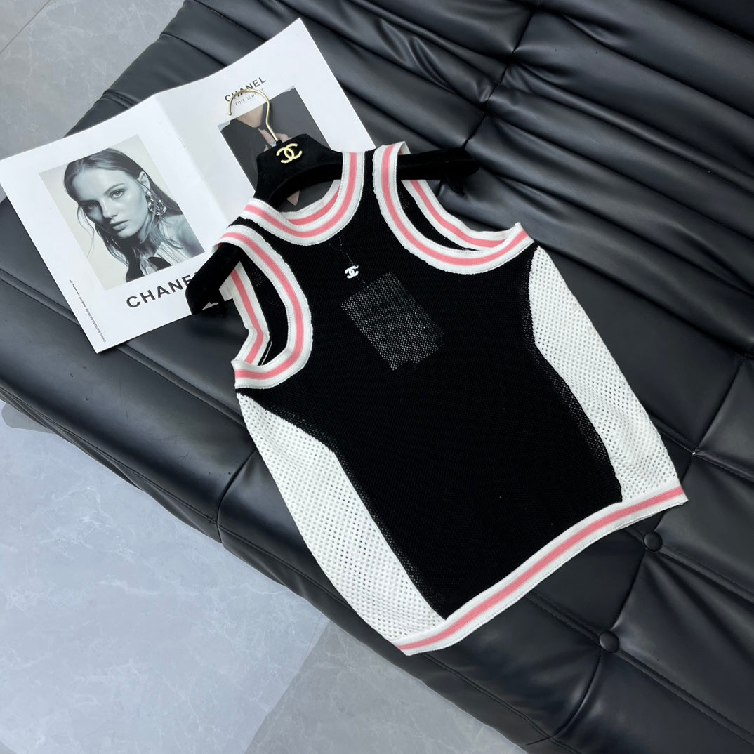 小香家-2403 24新品上架挖肩鏤空背心