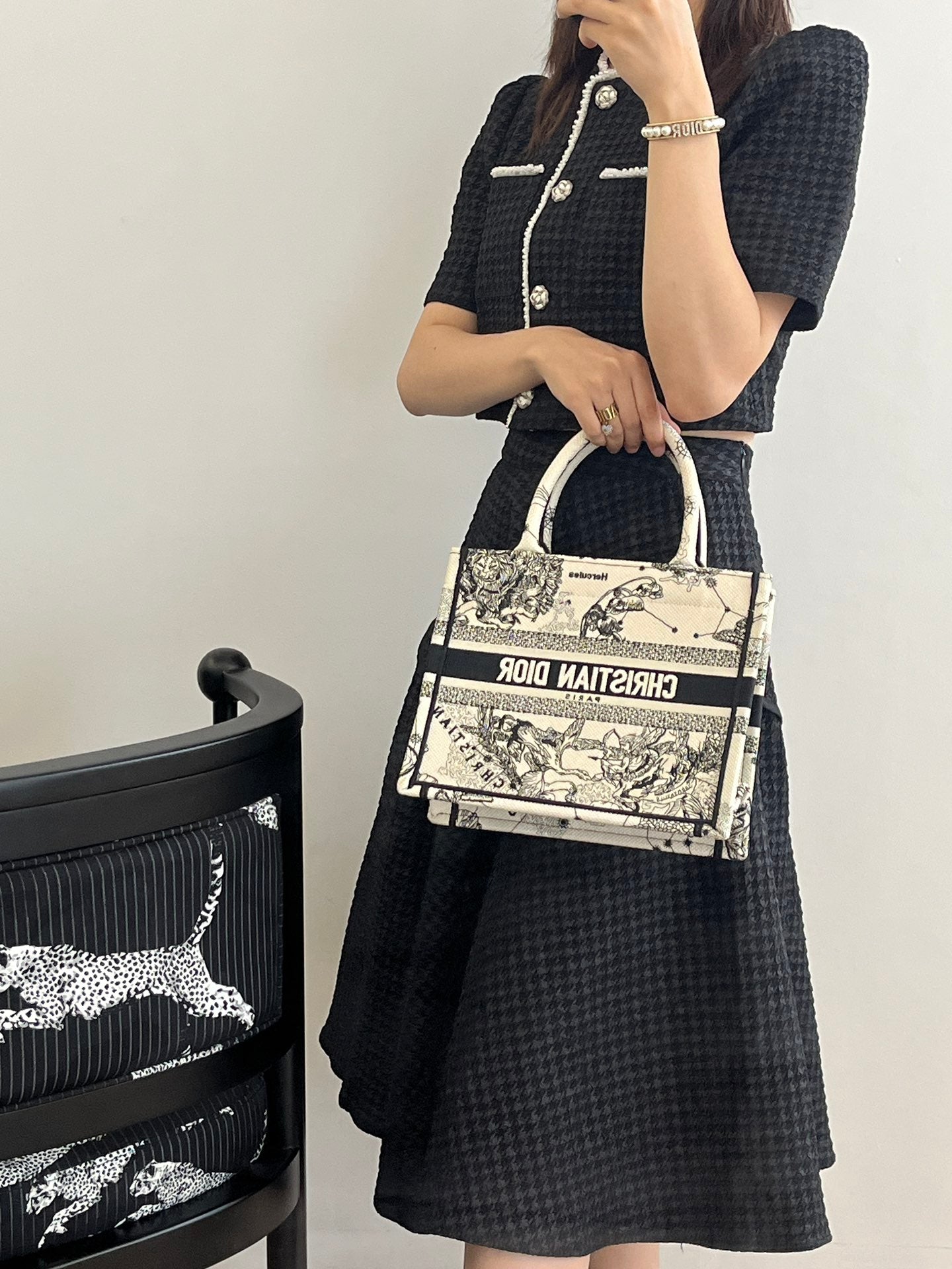 迪D家-2023春夏新款 Tote 星座系列米白色 小號
