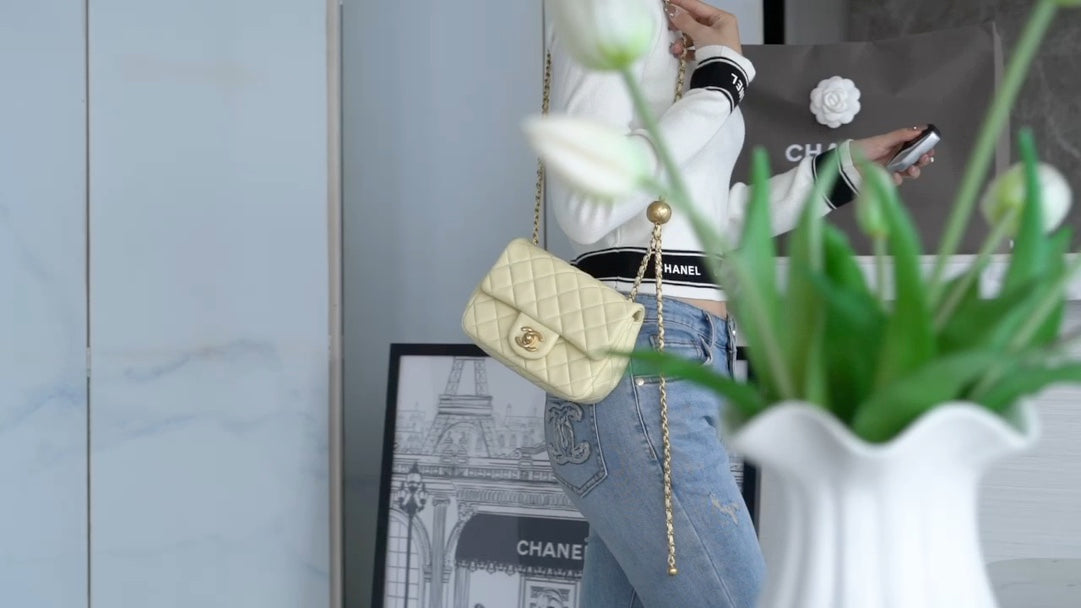 小香家-Chanel 23k 金球方胖子 鵝蛋黃色