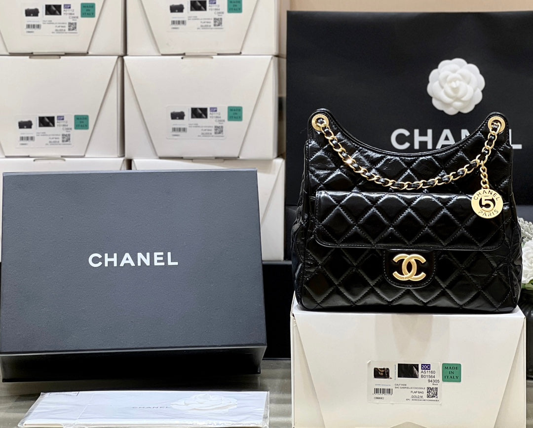 小香家-Chanel Hobo 23c早春款 油蠟皮黑色 大號