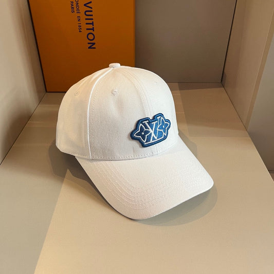 路L家-新款Logo刺繡鴨舌帽 白色