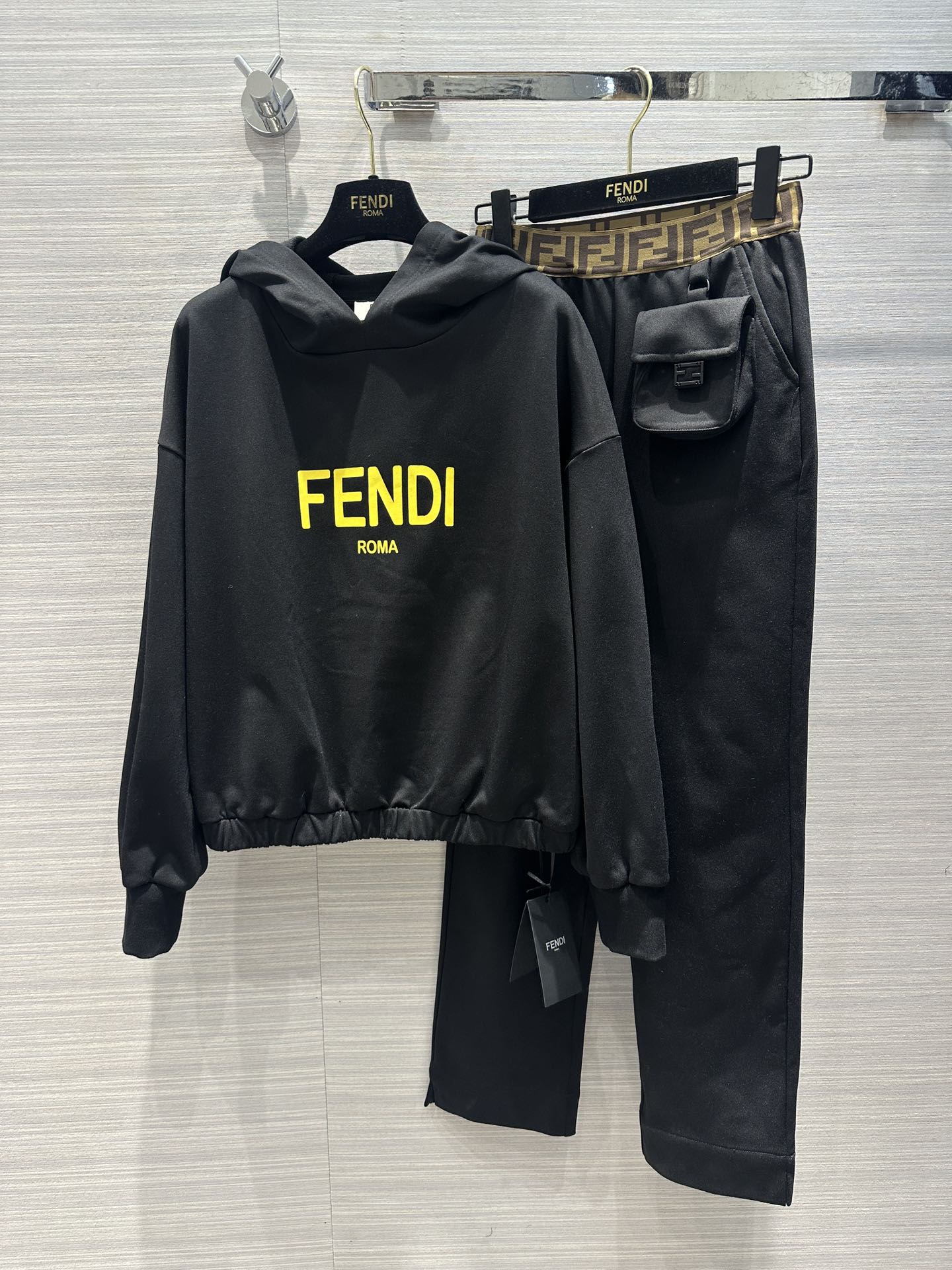 芬F家-2403 24春夏新品連帽衛衣套裝