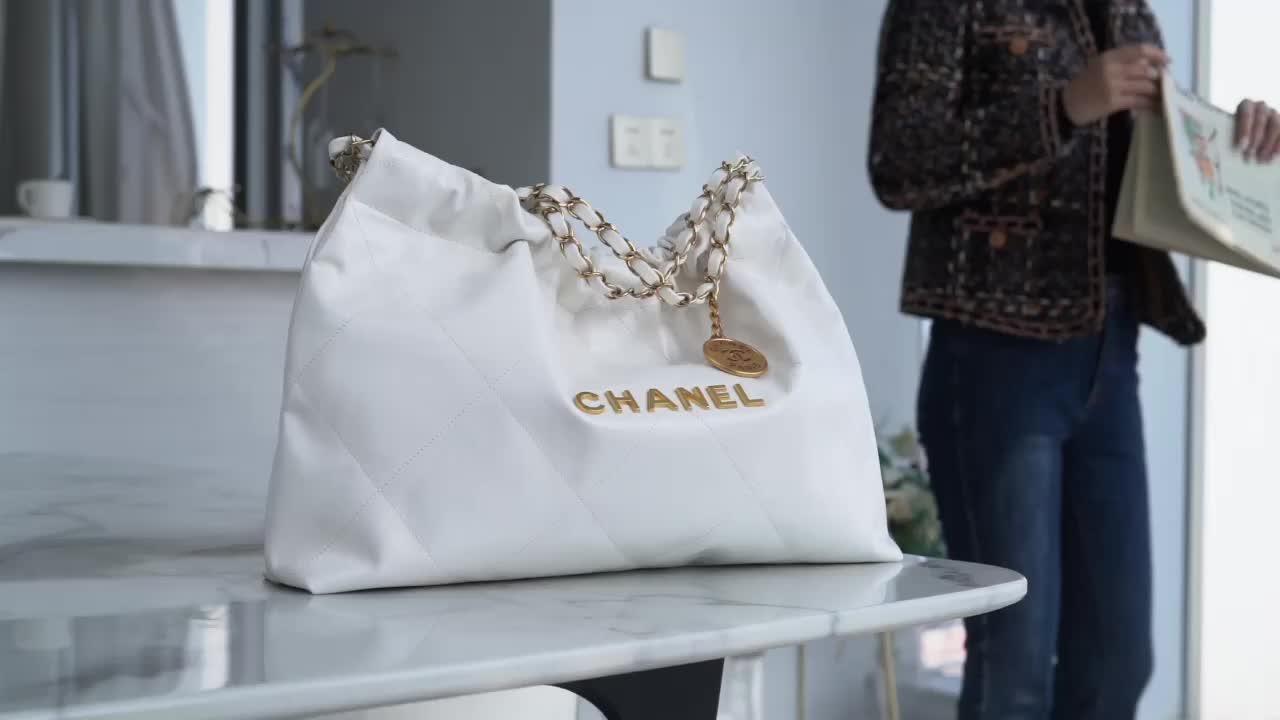 小香家-Chanel 22號手袋 橫版 白金色