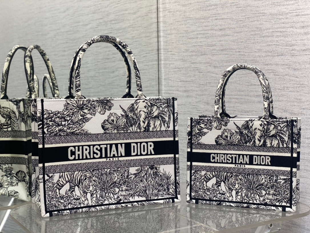 迪D家-Book Tote 2023春夏系列 老虎刺繡 白色 中號