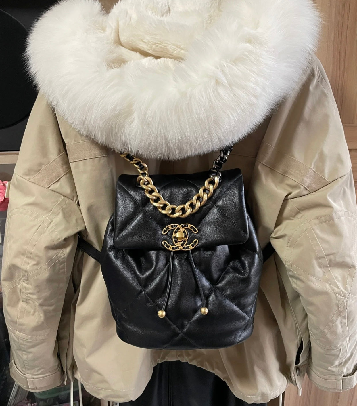 小香家- Chanel 24C 19bag 雙肩後背包 黑色