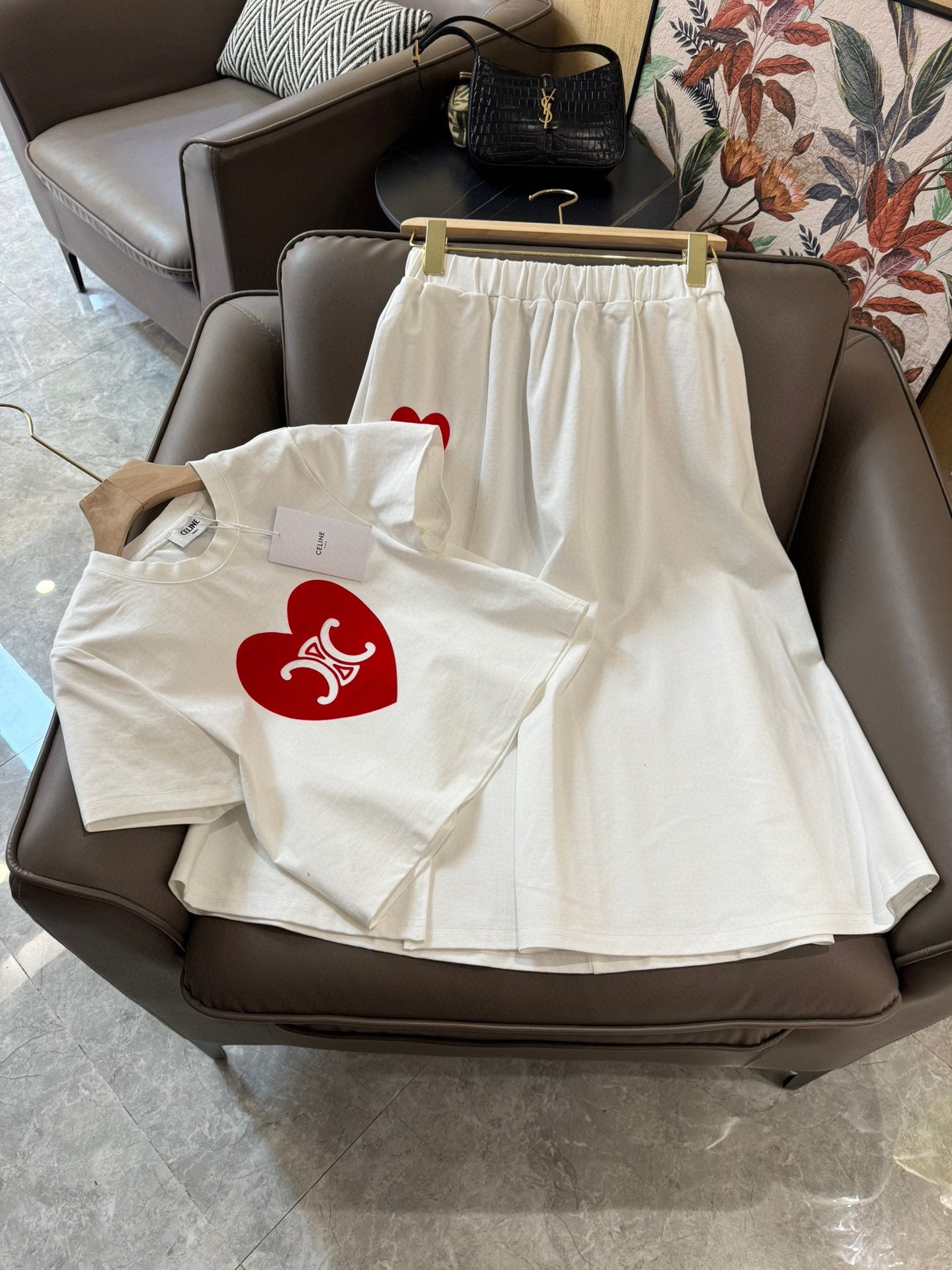賽C家-2403 24SS新款愛心凱旋門印花套裝 白色