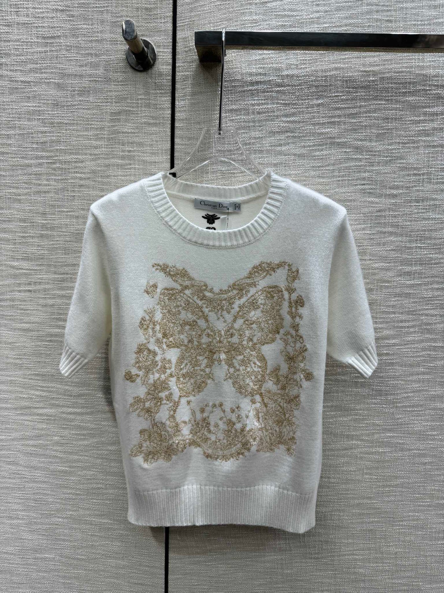 迪D家-2403 花花蝴蝶系列刺繡針織短袖 白色