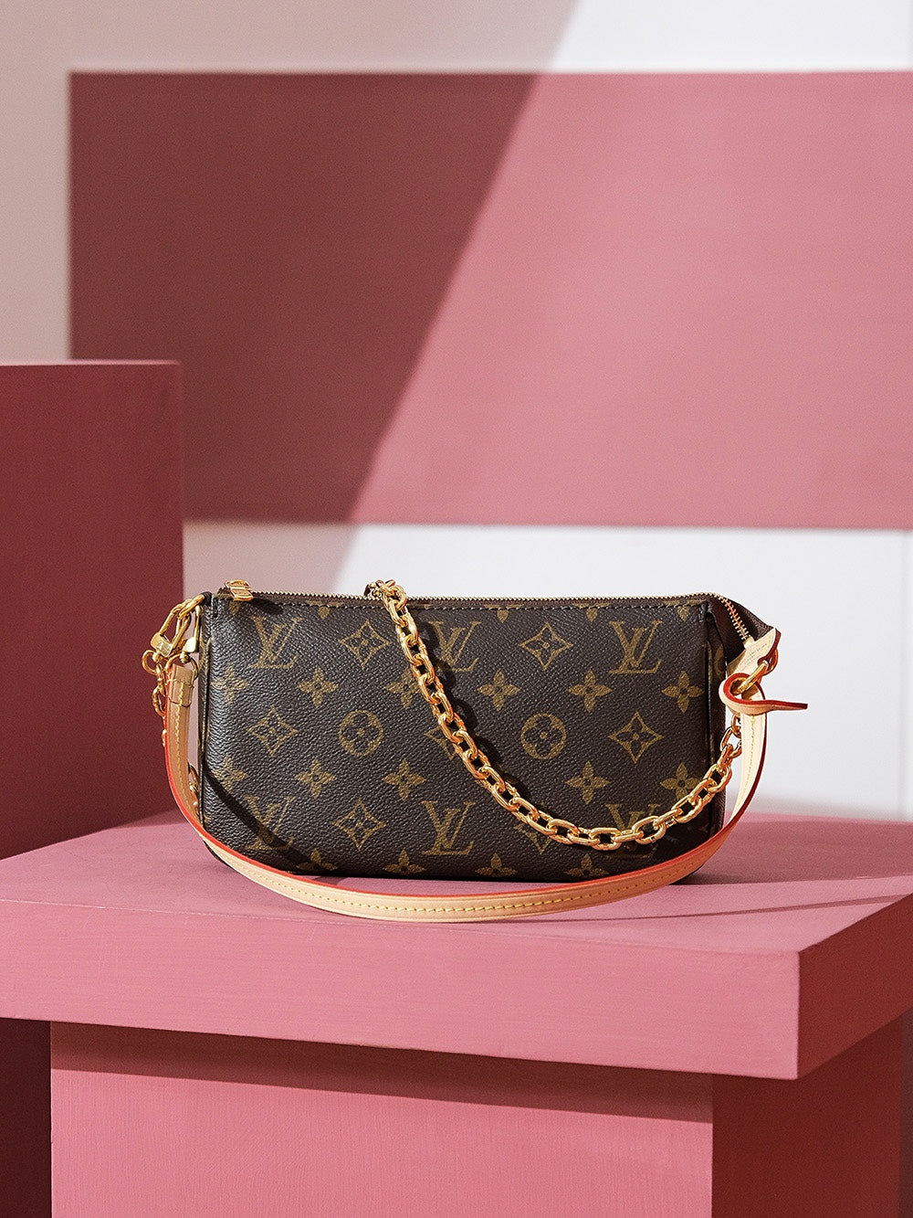 M82766 路L家-POCHETTE ACCESSOIRES麻將包