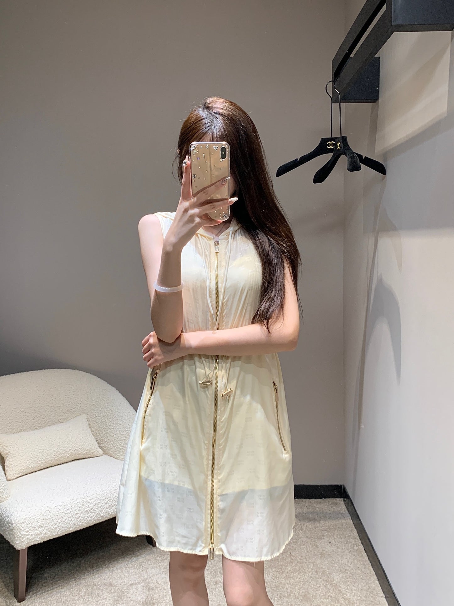 穆Ｍ家-2404 少女風連帽馬甲拉鍊洋裝