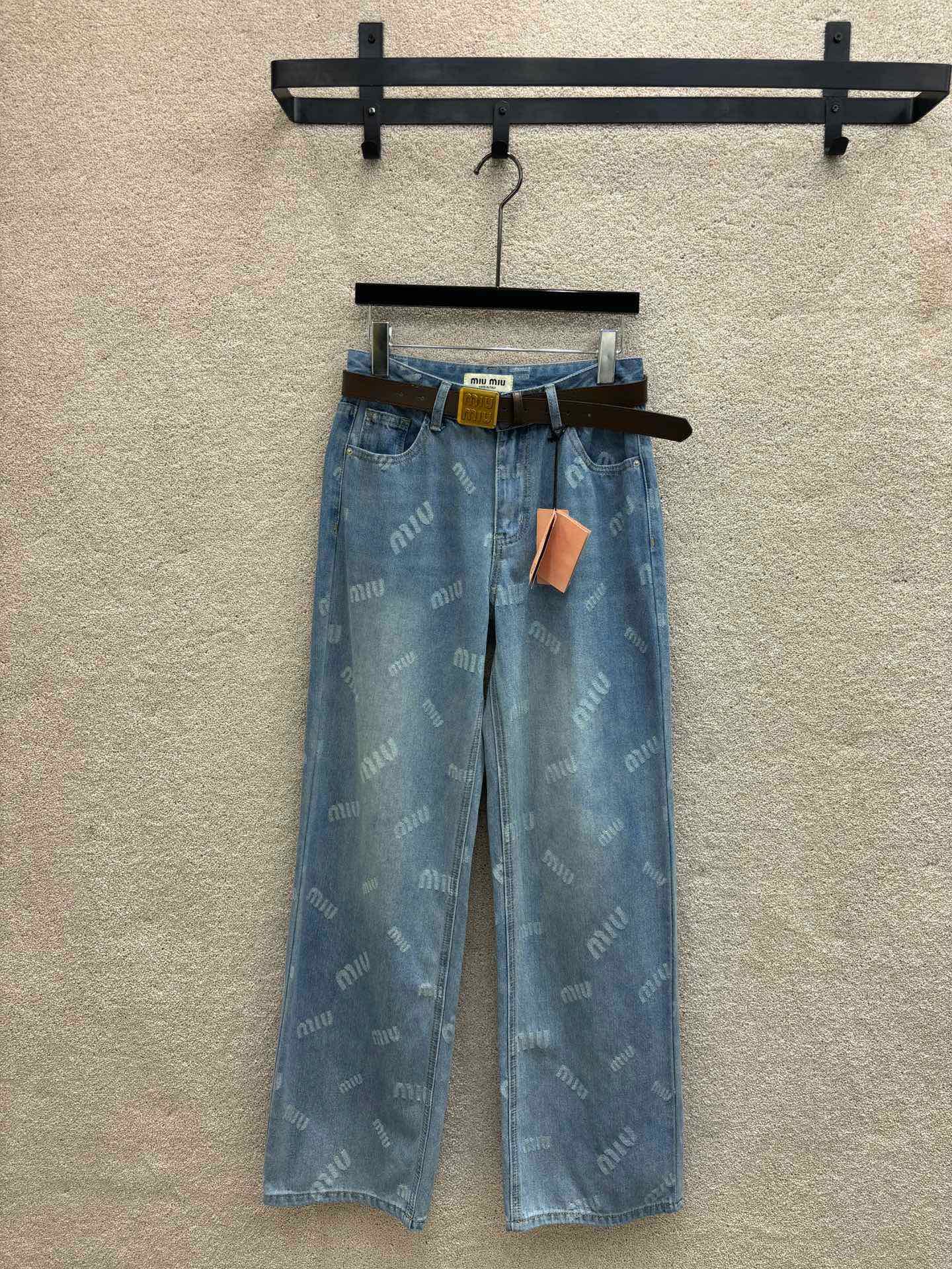 穆M家-2404 腰帶直筒牛仔褲