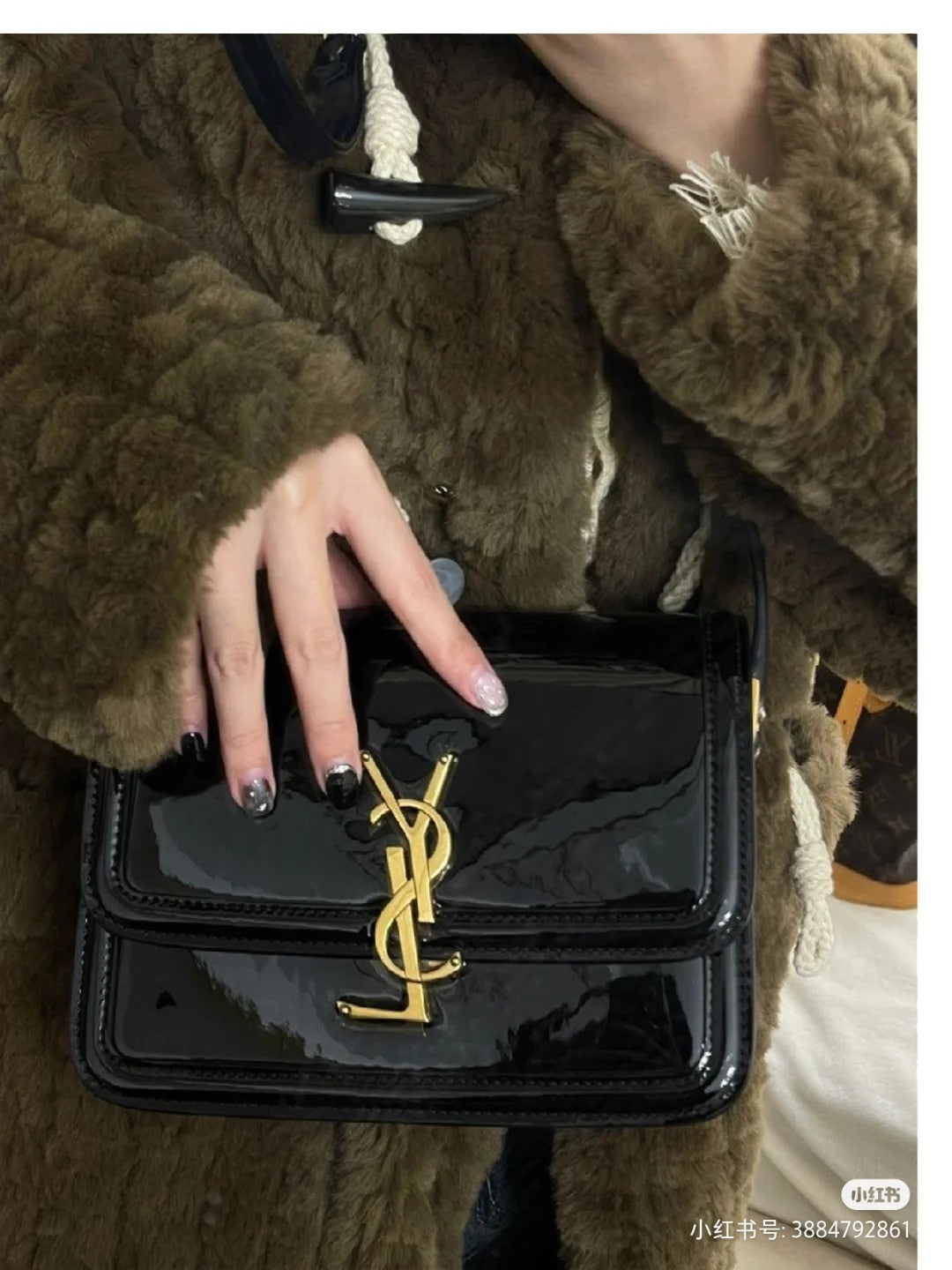 聖Y羅-BOX SAINT LAURENT 豆腐包 小號 漆皮黑色