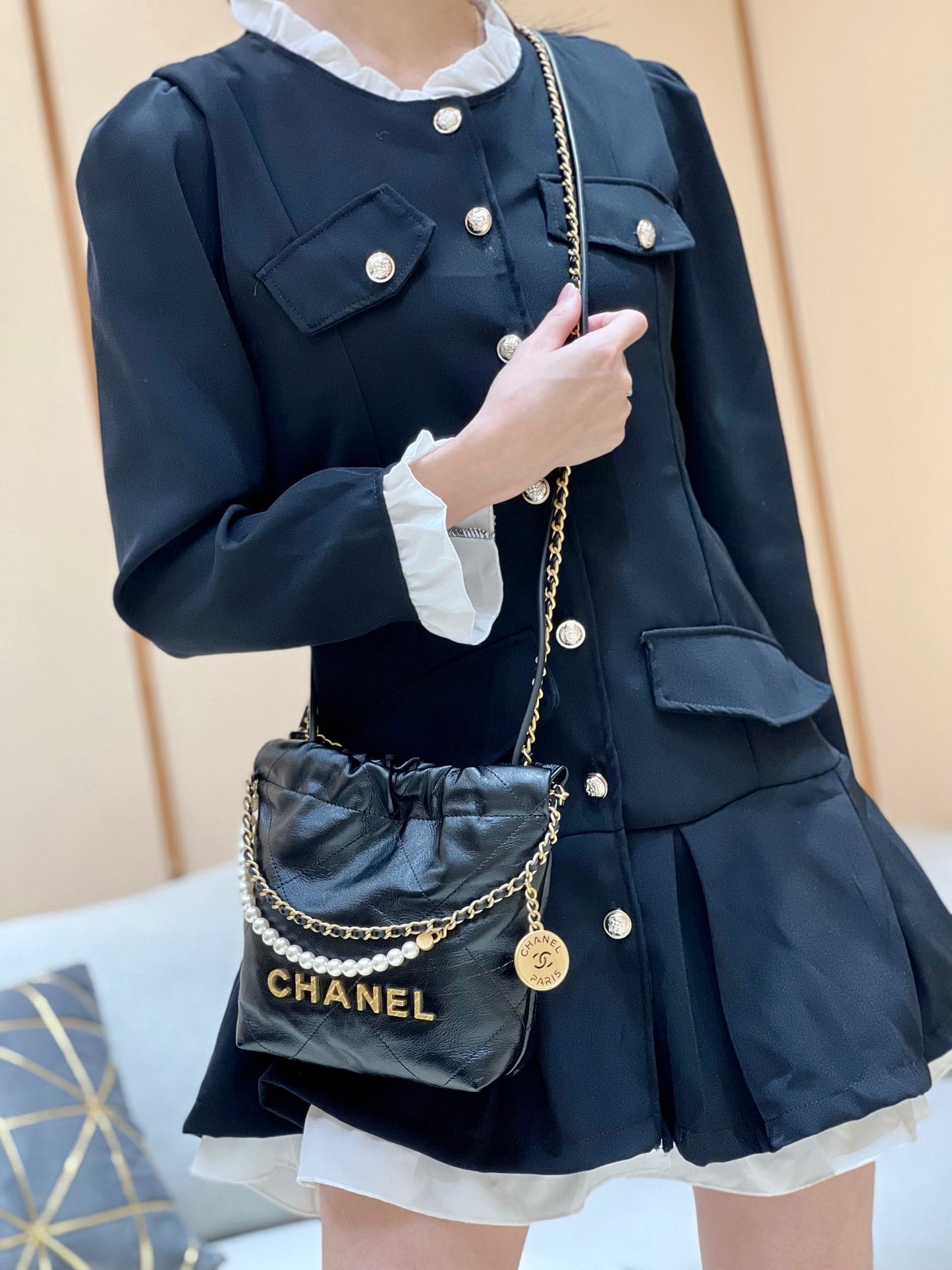 小香家-Chanel 22號手袋 黑色 雙鍊條 珍珠鍊