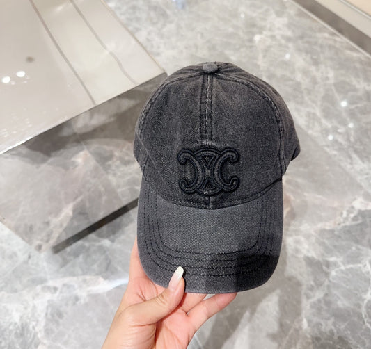 賽C家-新款水洗刺繡Logo棒球帽 黑色