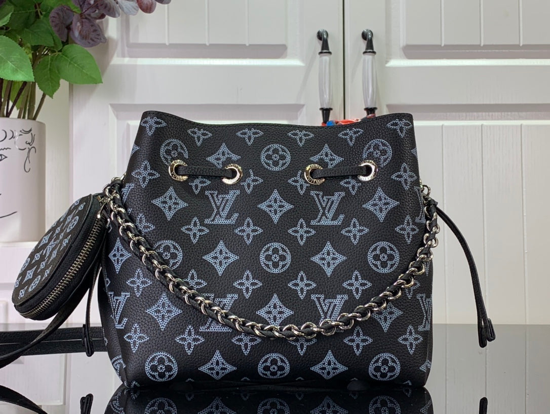 M59200 路L家-Bella Tote 手袋