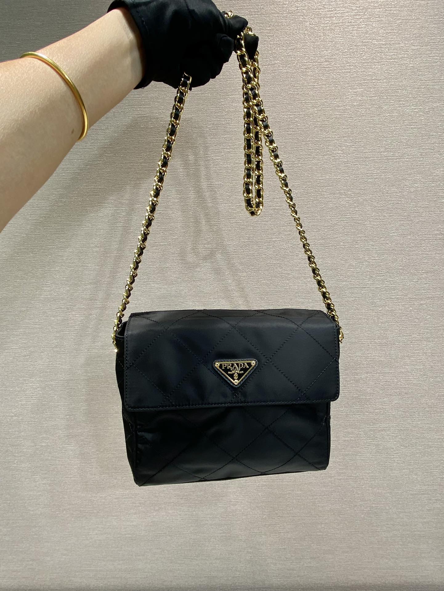 普P家-中古斜背包 黑色大號