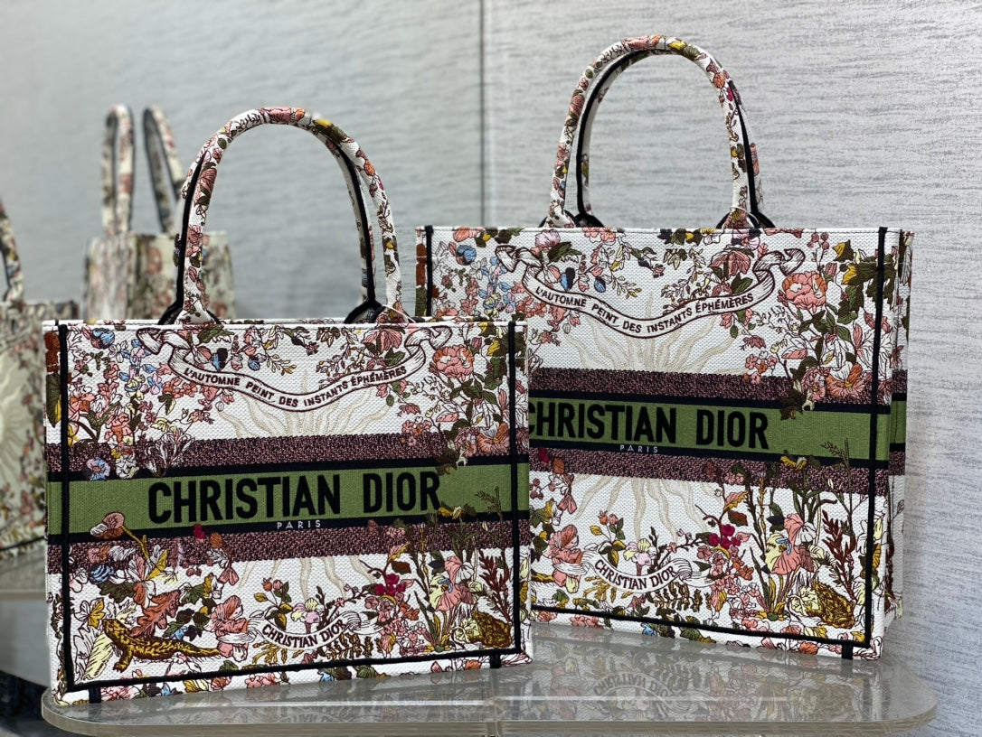 迪D家-2024春夏系列 Book Tote 太陽刺繡 白綠色 中號