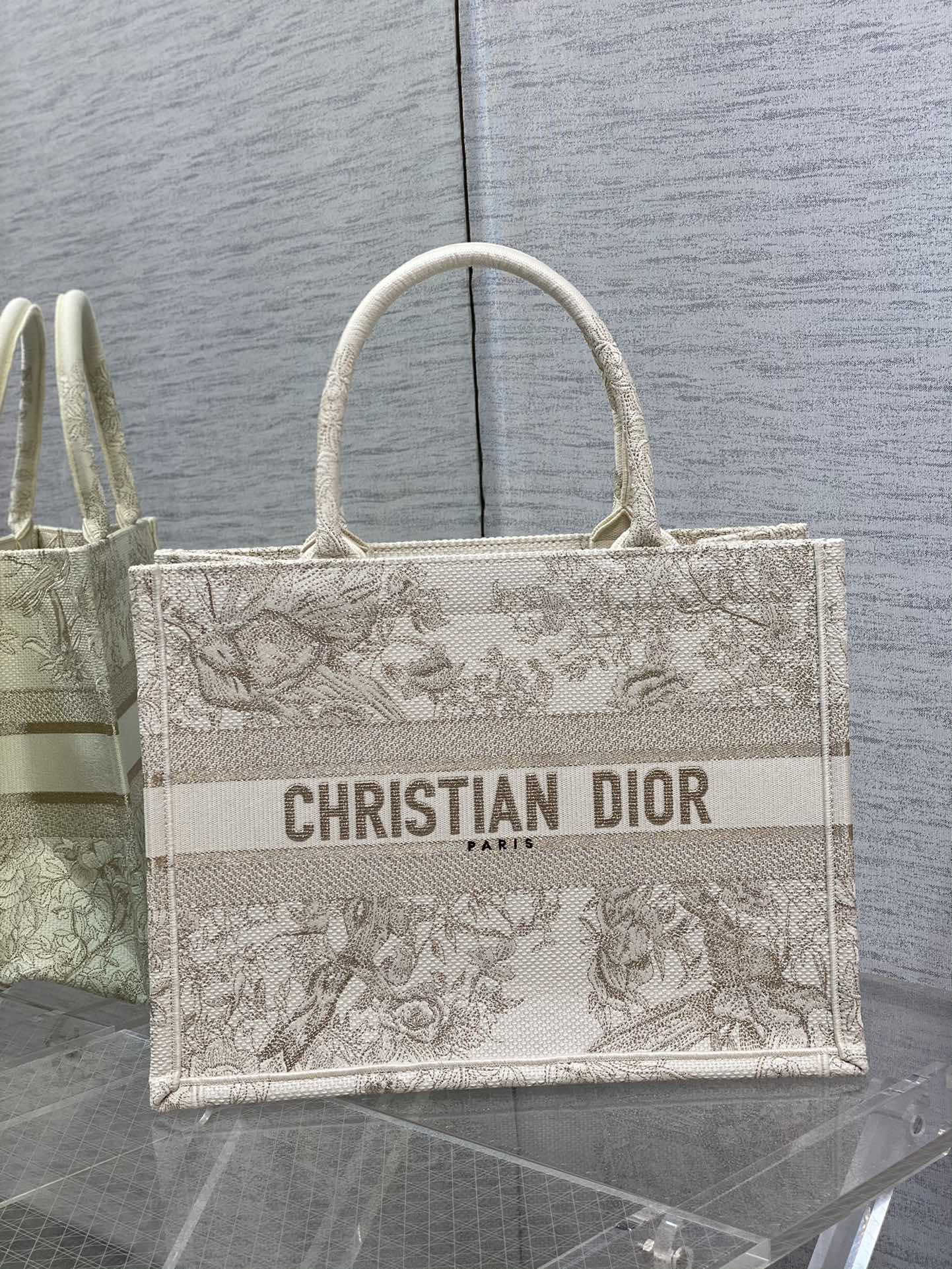 迪D家-BookTote 刺繡手袋 金絲喜鵲冬日花園系列 36x18x28cm