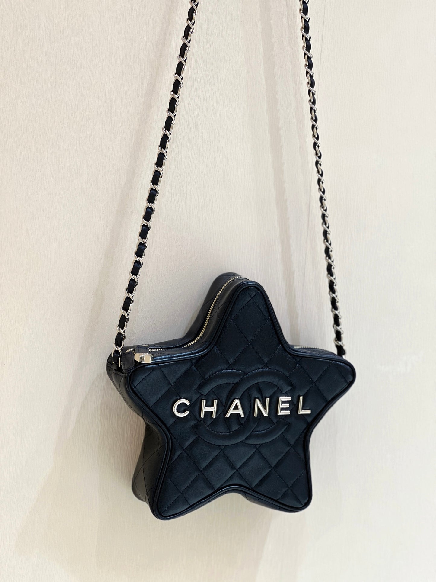 小香家-Chanel 24c 早春度假系列限量版 星星包 黑色