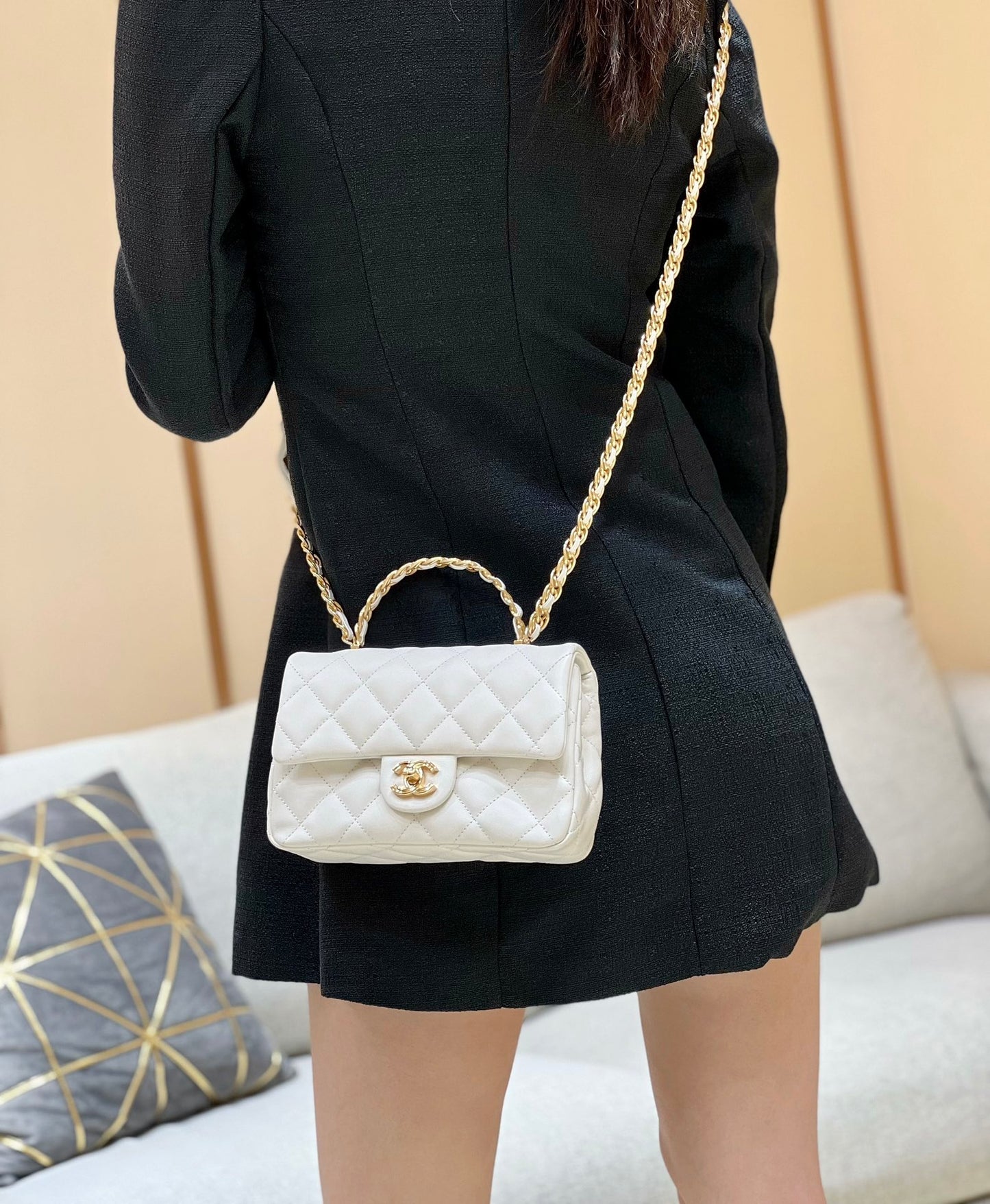 小香家-Chanel 23A CF水鑽手柄 白色
