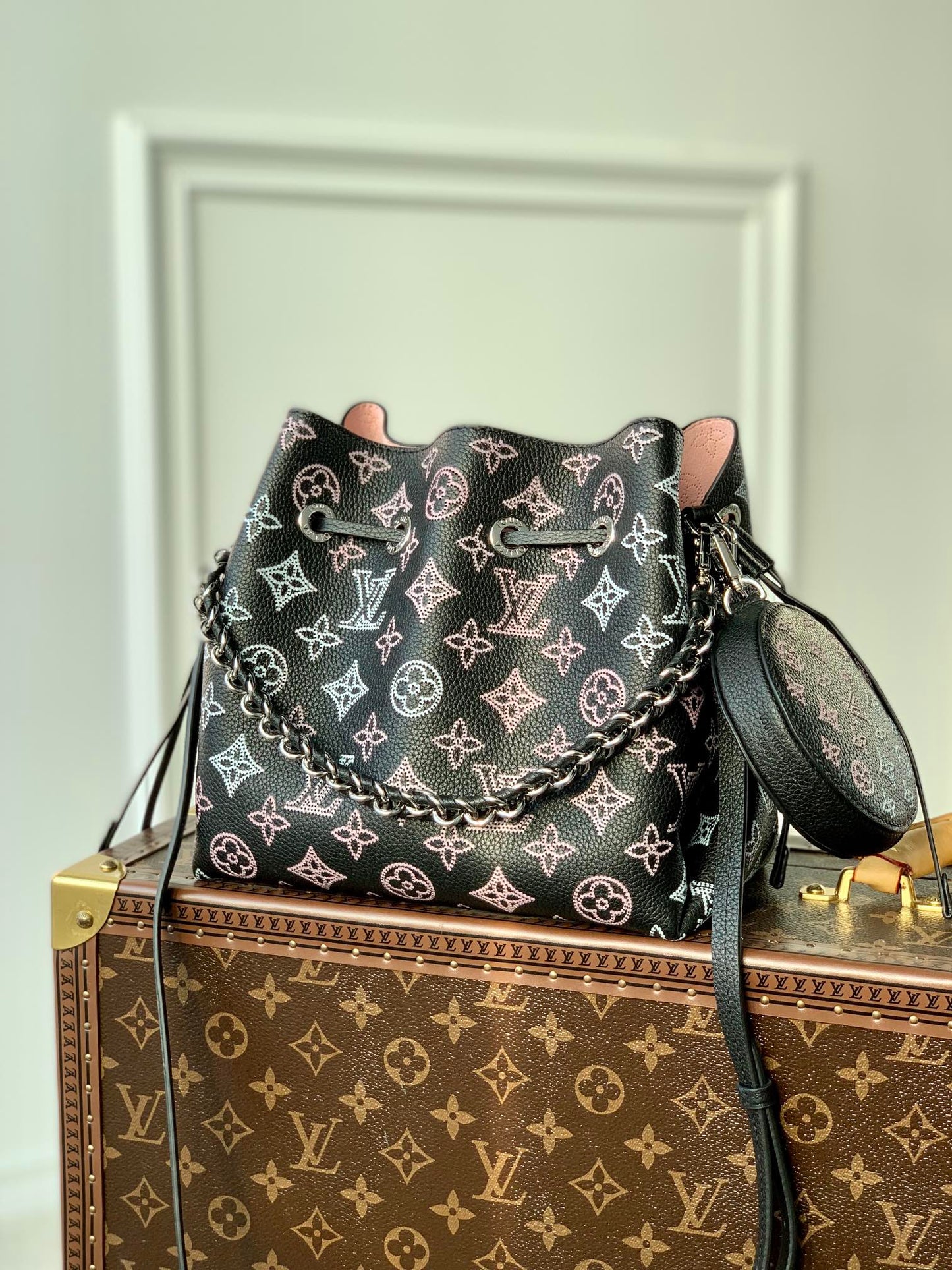 M21096 路L家-Bella Tote 托特包 獨家黑