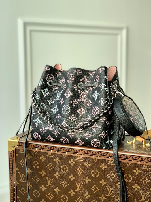M21096 路L家-Bella Tote 托特包 獨家黑