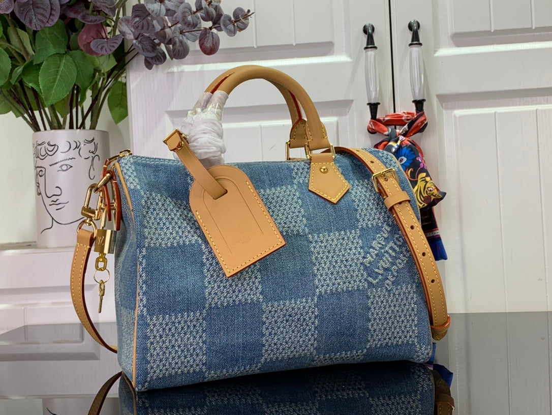 M40700 路L家-NANO SPEEDY手提包 25cm