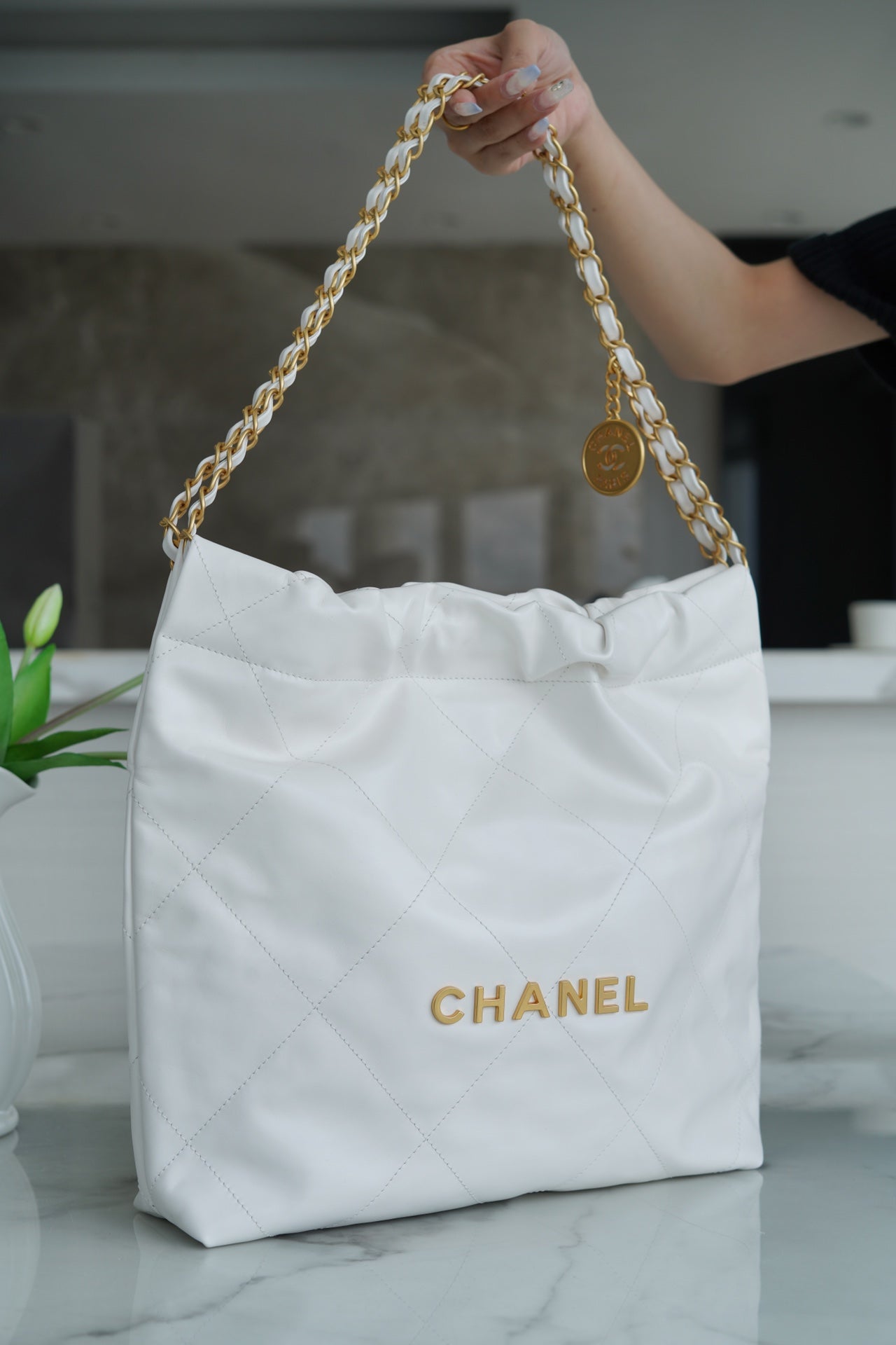 小香家-Chanel 22號手袋 白金色小號