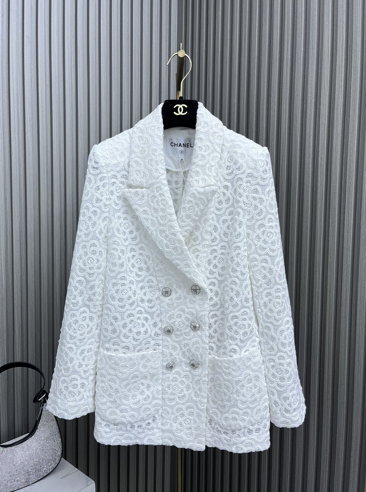 小香家-2403 24新品上架重工珠片繡花外套 白色