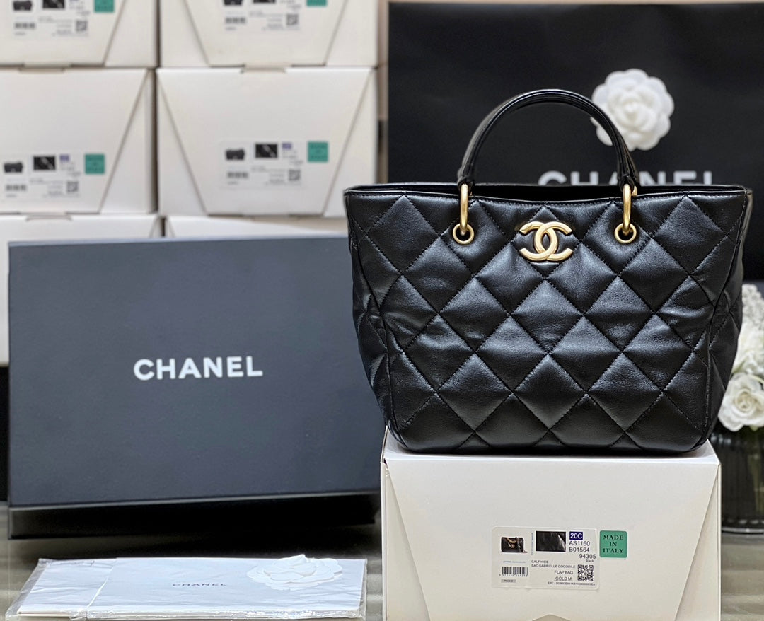 小香家-Chanel 23B 羊皮菜籃子tote斜背包/手提包 黑色