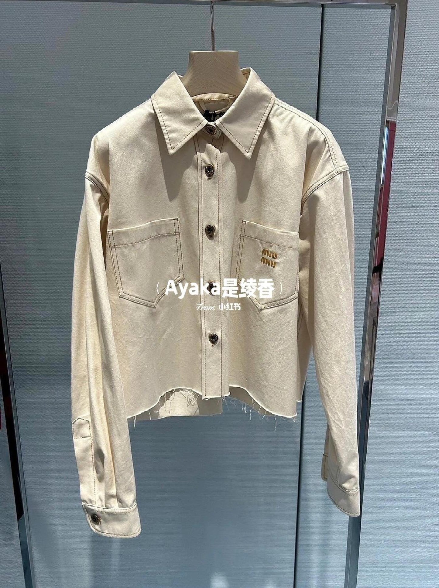 穆M家-2404  24春夏新款奶油白色單排扣短版牛仔外套