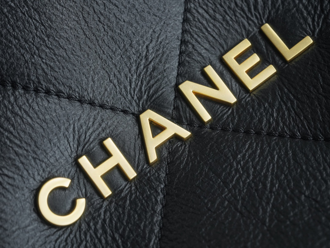 小香家-Chanel 22號手袋 羊羔毛款 黑棕色