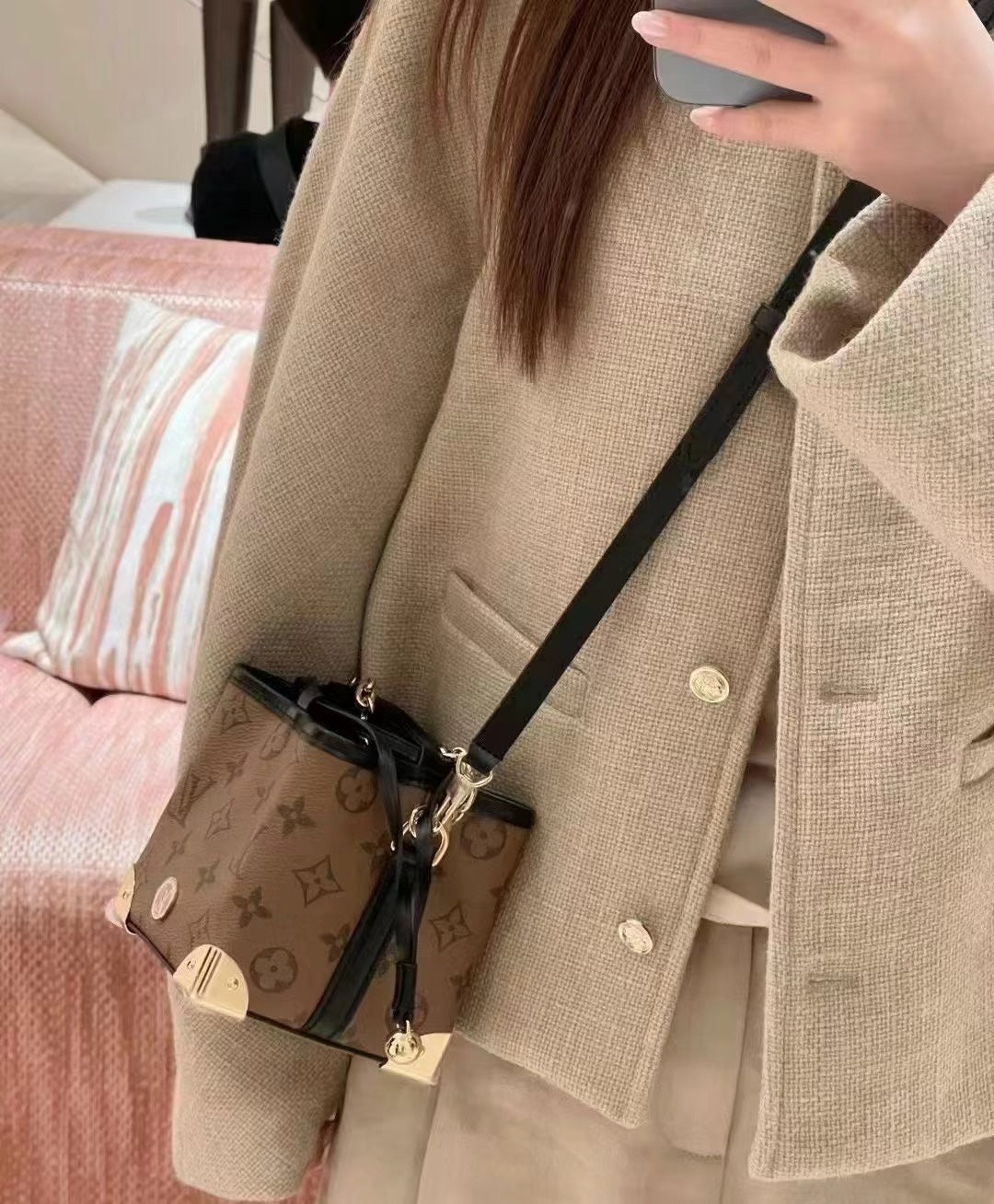 M82885 路L家-Noe Purse 迷你水桶包