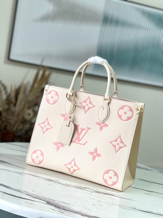 M45595 路L家-OnTheGo Tote 中號 奶油白